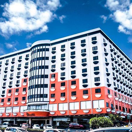 89 Hotel Batam Nagoya Exteriör bild