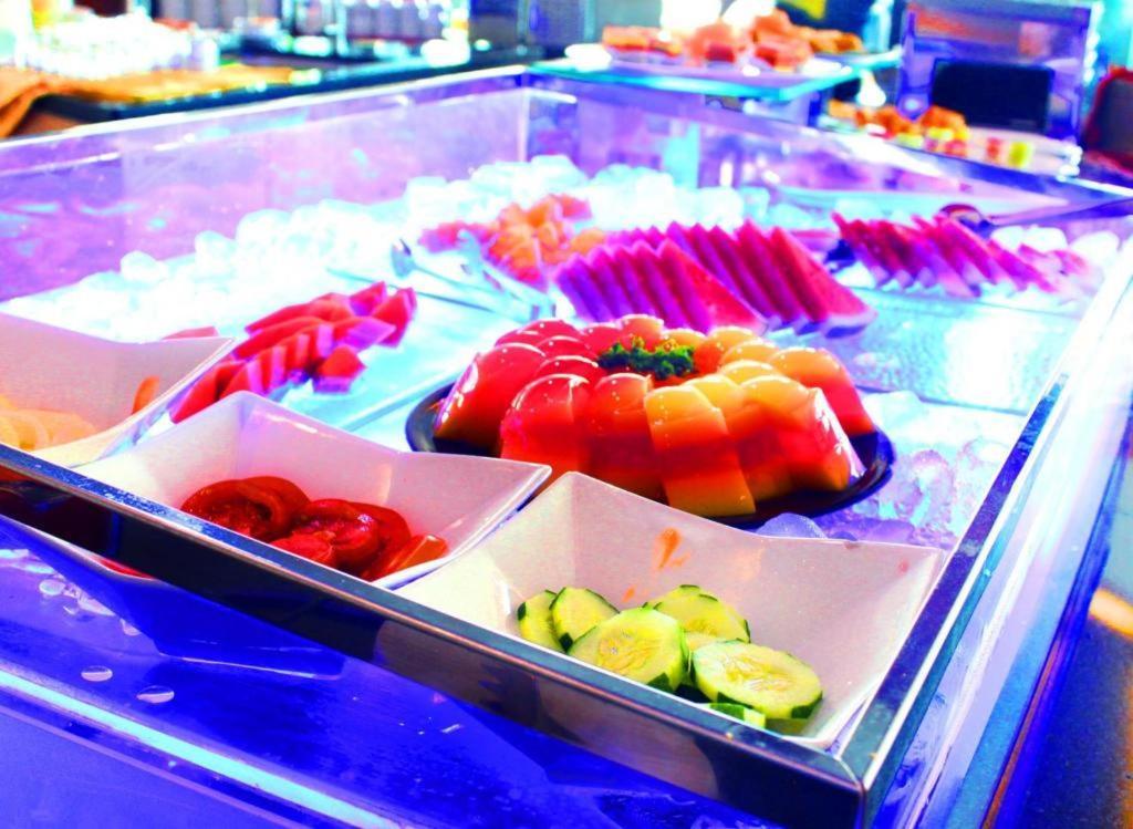 89 Hotel Batam Nagoya Exteriör bild